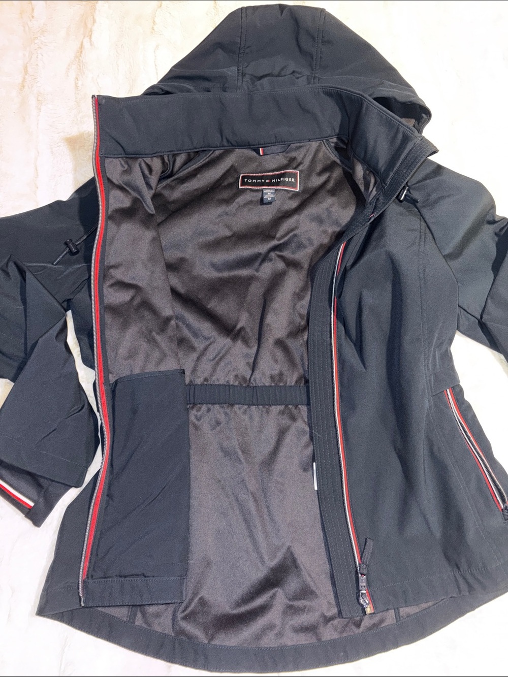 Womens Tommy Hilfiger Navy Hooded Rain Coat/Windbreaker with Red/white Trim - Picture 5 of 7
